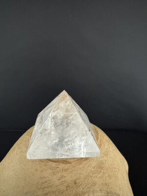 Pyramide Cristal de Roche du Brésil