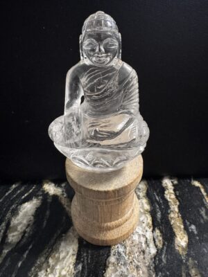 Bouddha de la Terre en cristal de roche