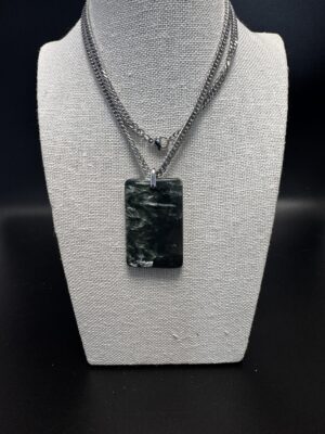 Séraphinite avec chaîne acier